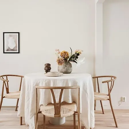 Appartamento Modern In *